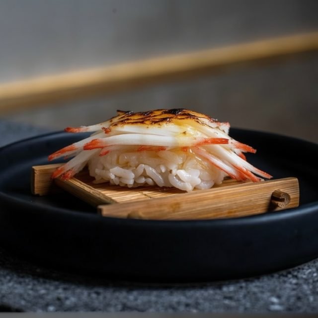 Nigiri de Kanikama Mantequilla